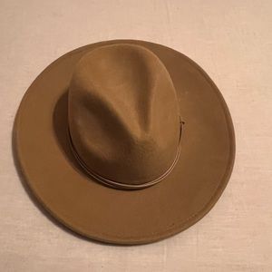 Ladies Camel 100% Wool Hat